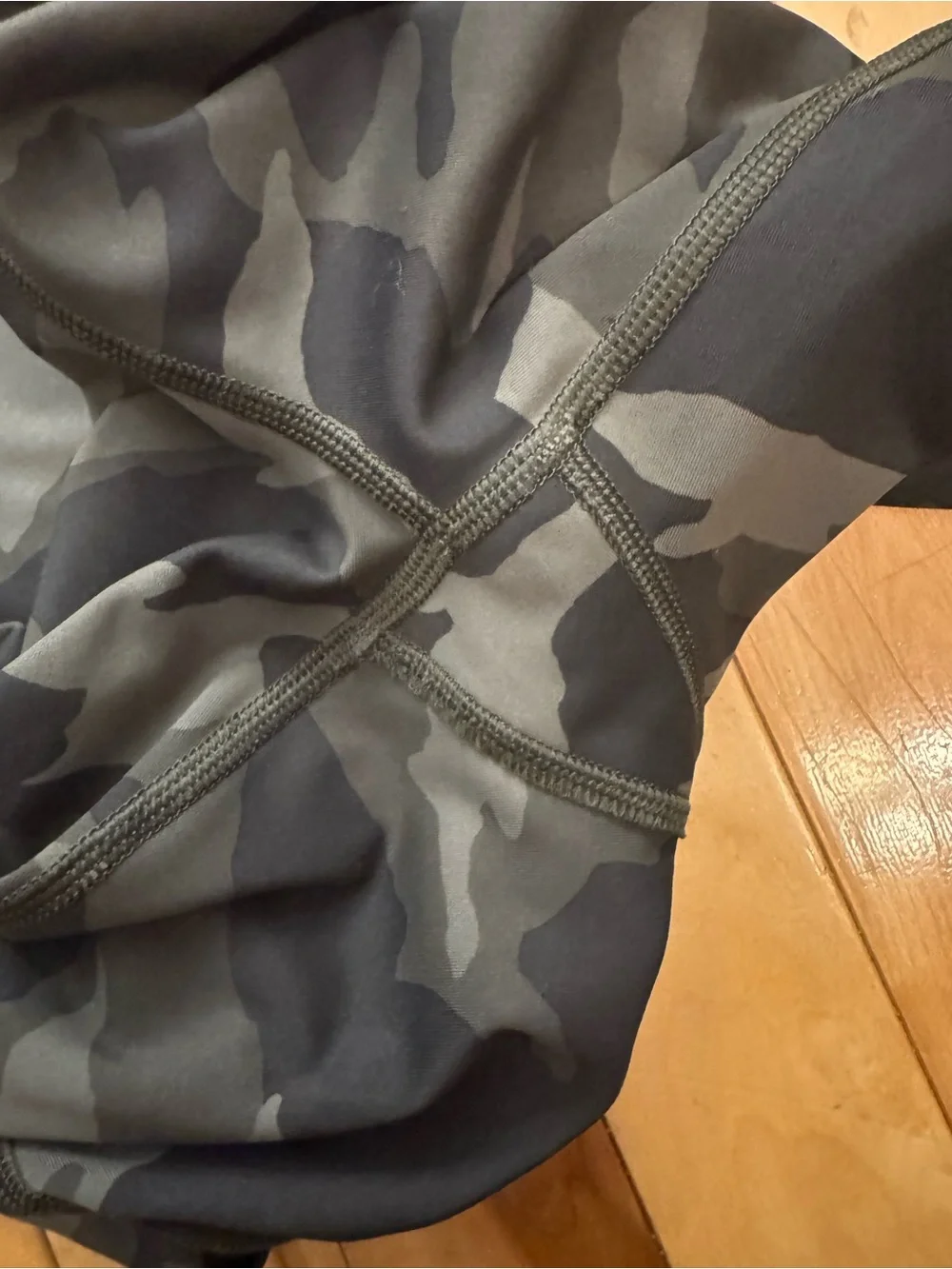 EEUC Athleta green camo set size small - Picture 5 of 5